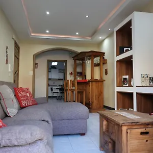 Very Bright Well Kept Apartament